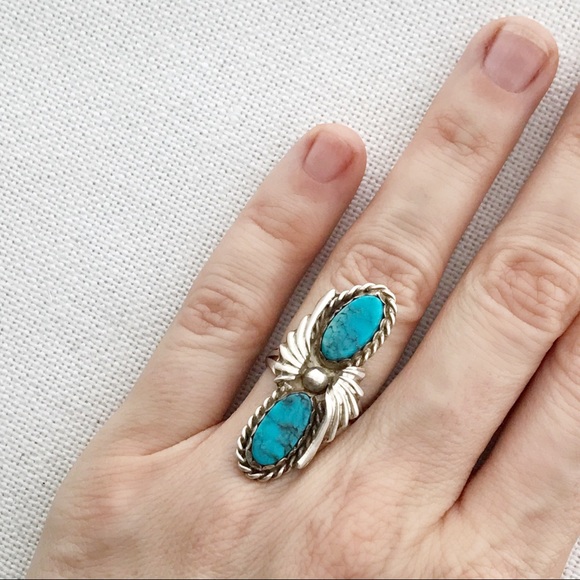 VINTAGE Turquoise Native Sterling Statement Ring - Picture 6 of 7